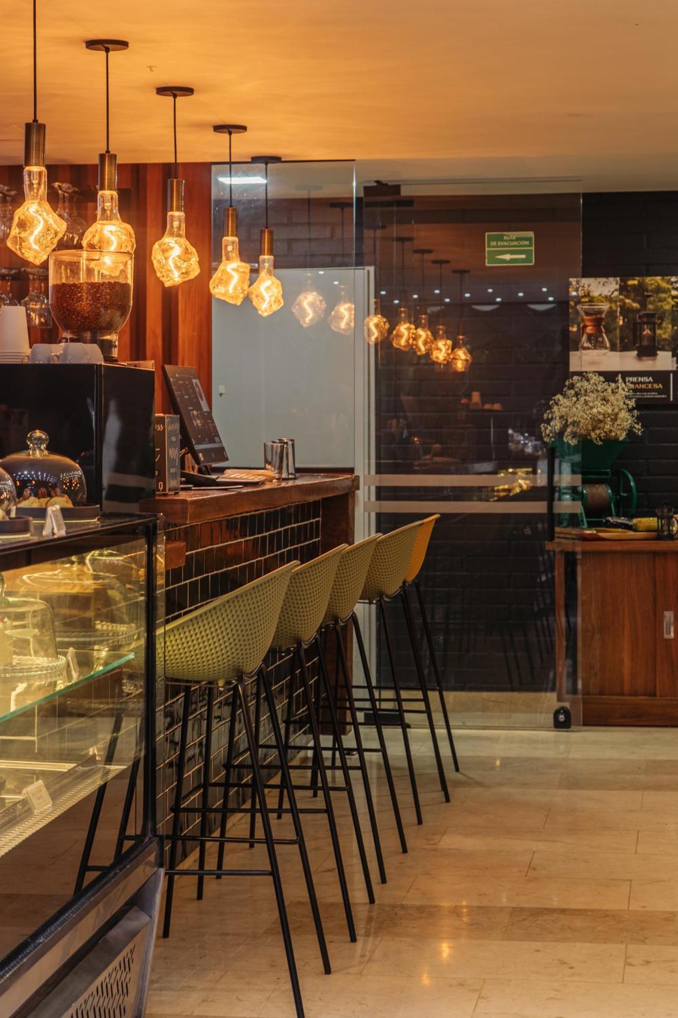 Cafe Hotel Medellin Bagian luar foto