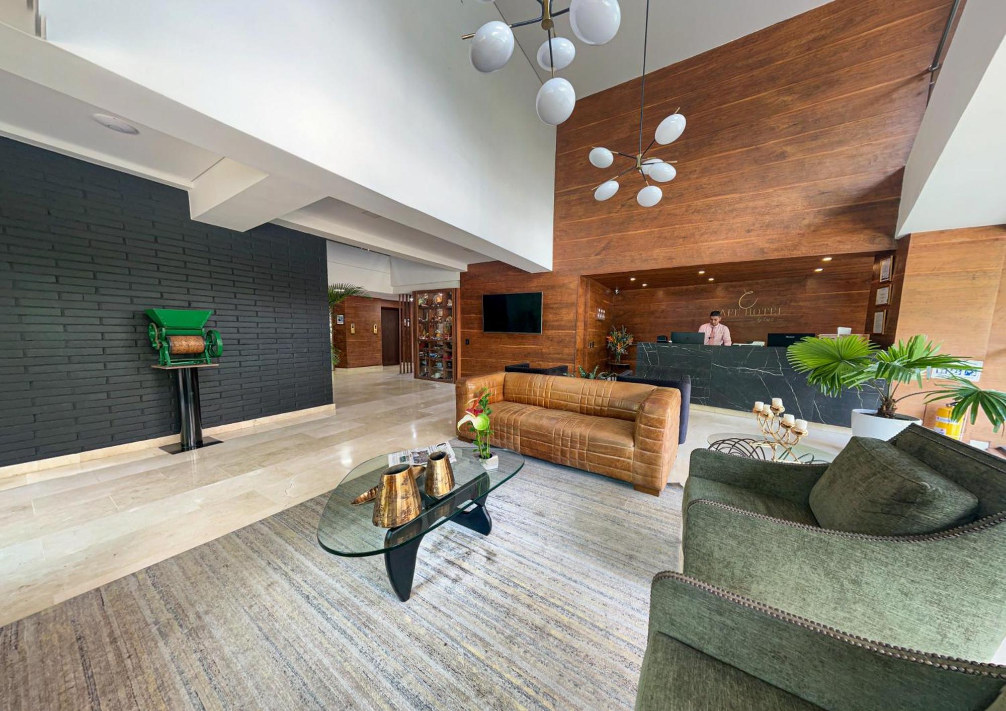 Cafe Hotel Medellin Bagian luar foto
