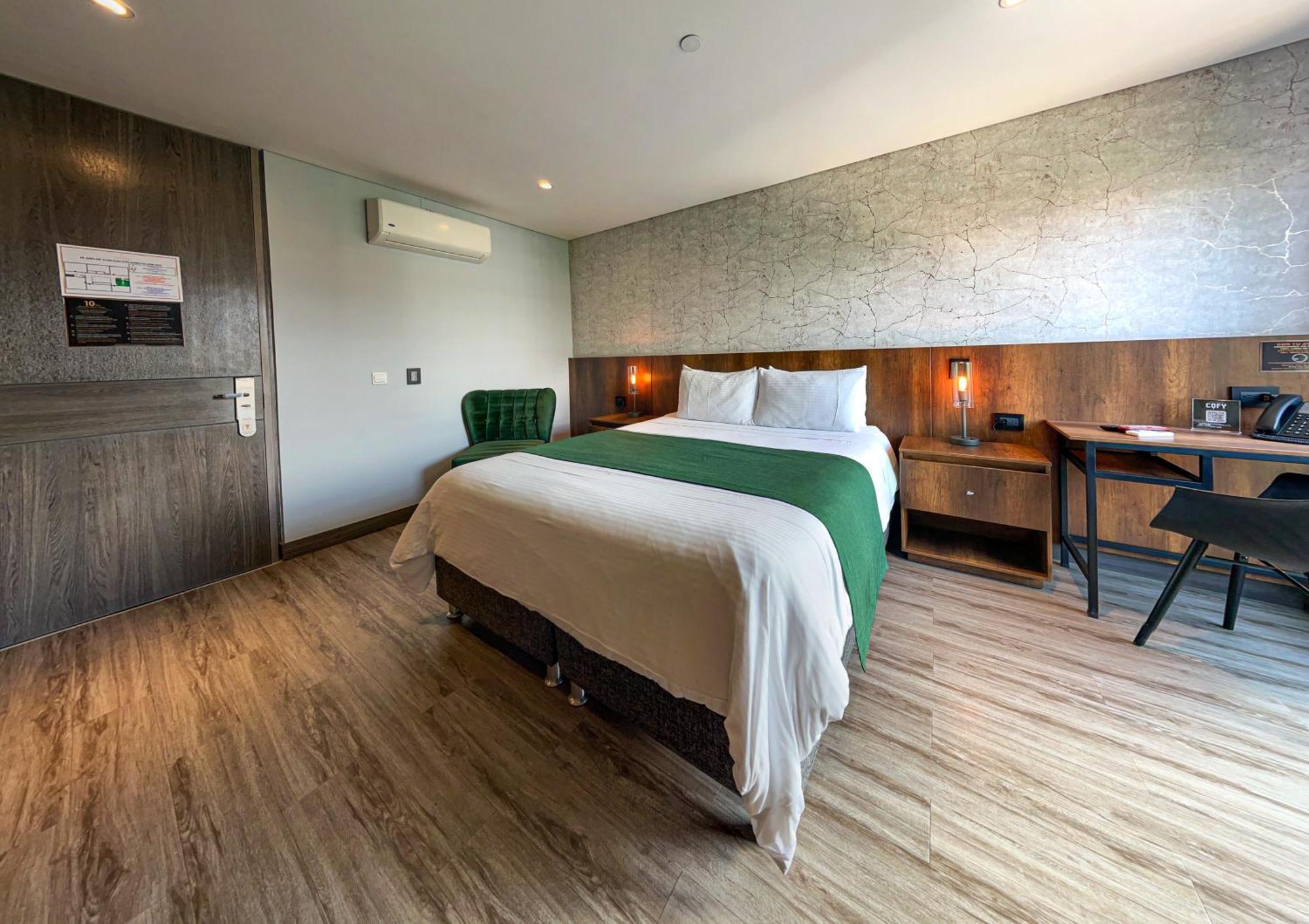 Cafe Hotel Medellin Ruang foto